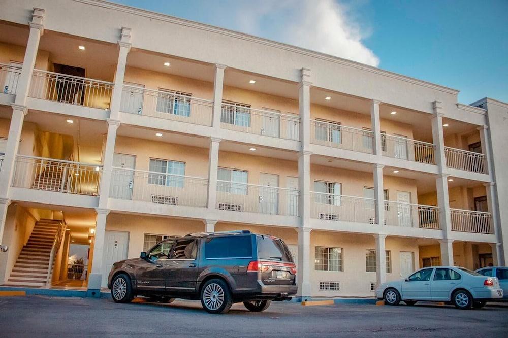 Fresno Galerias Hotel Torreón