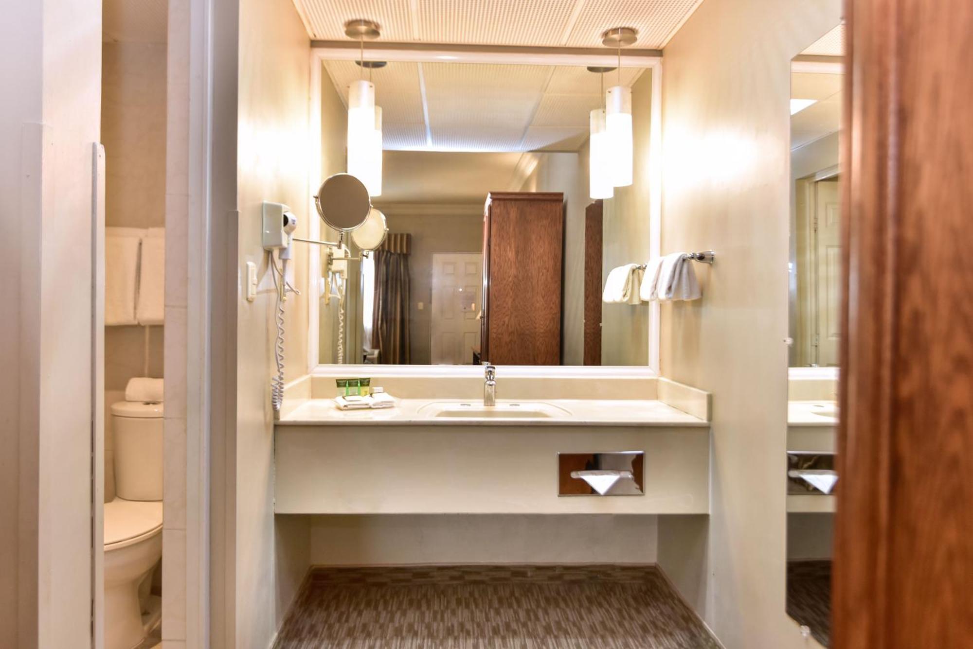 Hotel Fresno Galerias Torreón